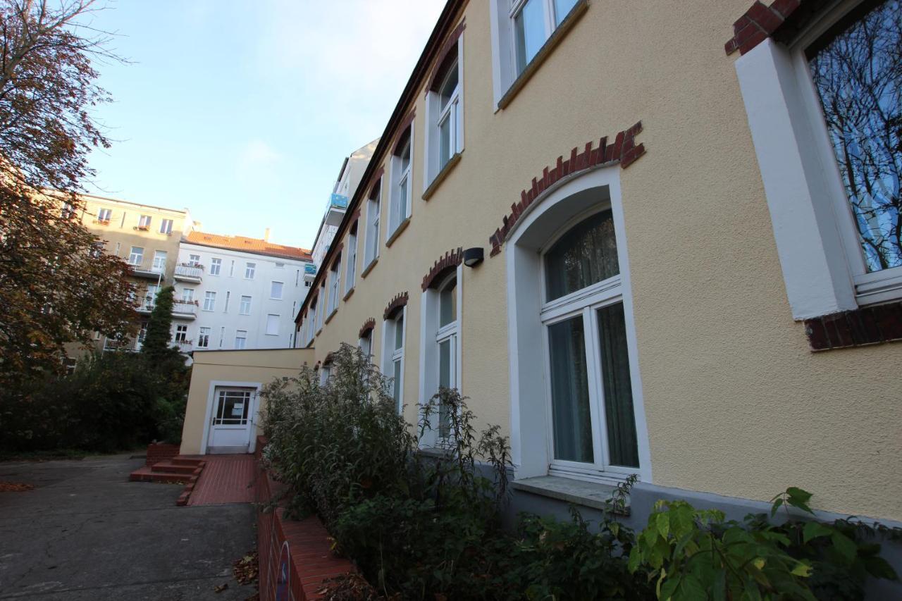 Bornholmer Hof Im Prenzlauer Berg 3*